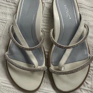 Vionic Women's White Sandals with Silver Accents
